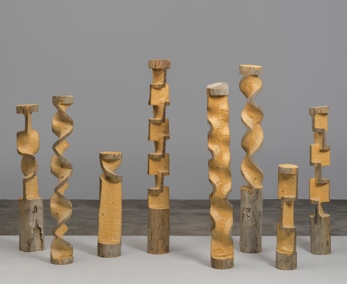 Peter Schuyff, Eight small totems, 2006